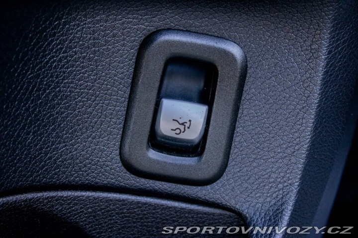 Mercedes-Benz C 63 S 4.0 V8-Biturbo / AJ 2015