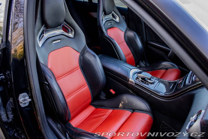 Mercedes-Benz C 63 S 4.0 V8-Biturbo / AJ 2015