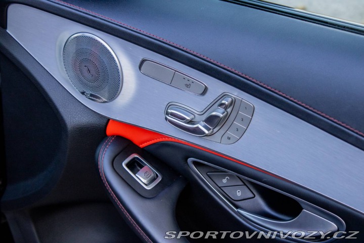 Mercedes-Benz C 63 S 4.0 V8-Biturbo / AJ 2015