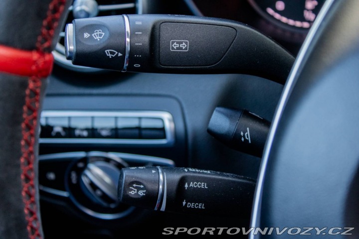 Mercedes-Benz C 63 S 4.0 V8-Biturbo / AJ 2015