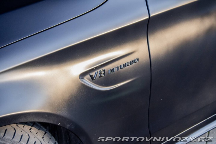 Mercedes-Benz C 63 S 4.0 V8-Biturbo / AJ 2015