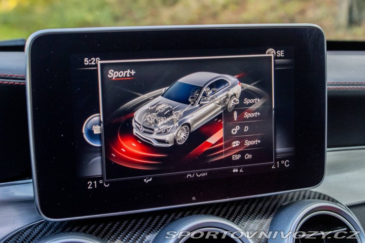 Mercedes-Benz C 63 S 4.0 V8-Biturbo / AJ 2015