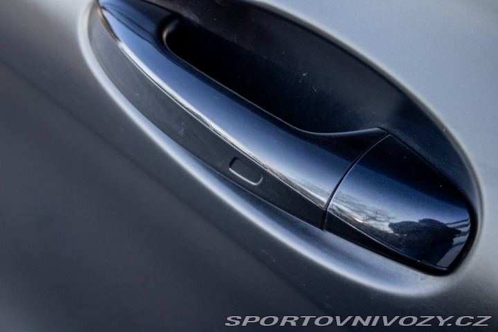 Mercedes-Benz C 63 S 4.0 V8-Biturbo / AJ 2015