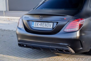 Mercedes-Benz C 63 S 4.0 V8-Biturbo / AJ 2015