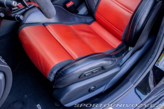 Mercedes-Benz C 63 S 4.0 V8-Biturbo / AJ 2015