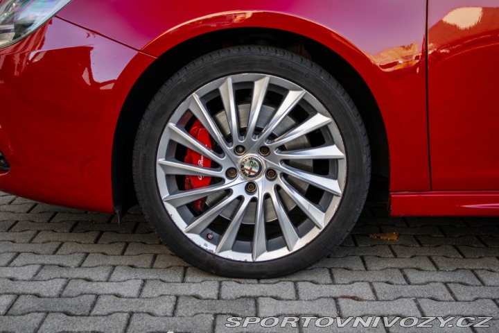 Alfa Romeo Giulietta 1.4 T MultiAir Distincti 2015