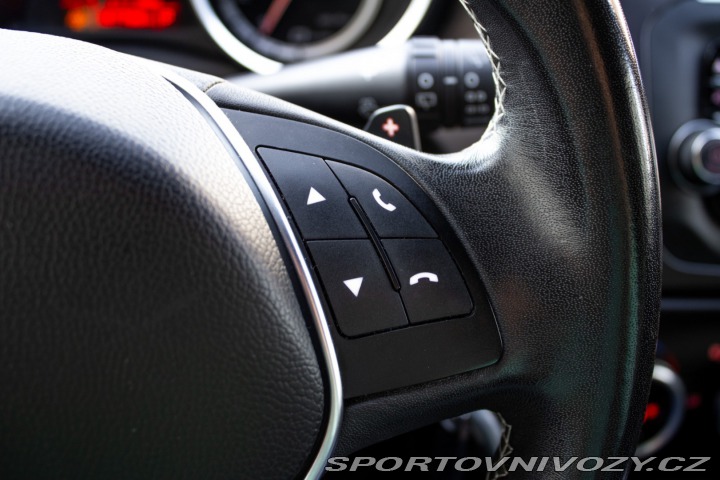 Alfa Romeo Giulietta 1.4 T MultiAir Distincti 2015