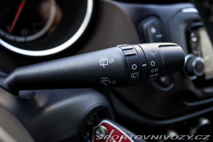 Alfa Romeo Giulietta 1.4 T MultiAir Distincti 2015