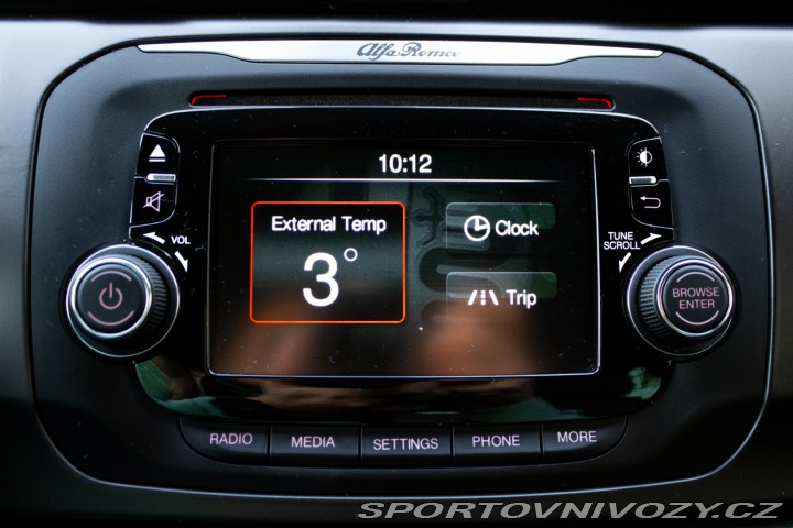 Alfa Romeo Giulietta 1.4 T MultiAir Distincti 2015