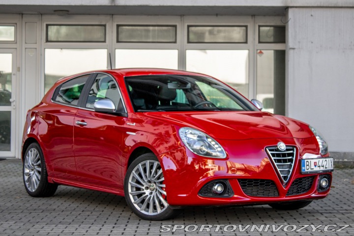 Alfa Romeo Giulietta 1.4 T MultiAir Distincti 2015