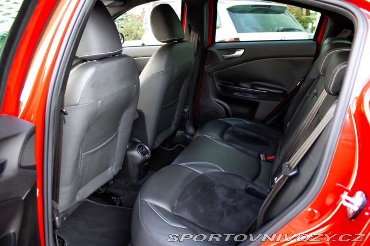 Alfa Romeo Giulietta 1.4 T MultiAir Distincti 2015