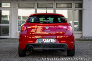 Alfa Romeo Giulietta 1.4 T MultiAir Distincti 2015