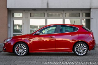 Alfa Romeo Giulietta 1.4 T MultiAir Distincti 2015