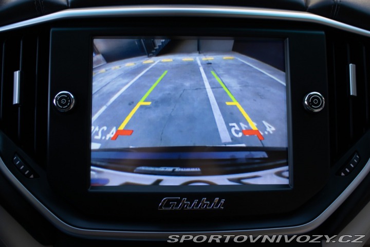 Maserati Ghibli S Q4 / AJ NA SPLÁTKY / P 2015