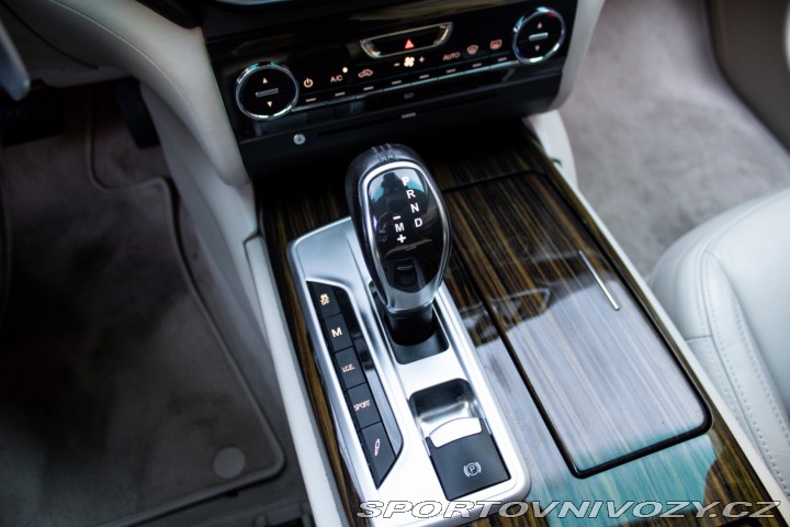 Maserati Ghibli S Q4 / AJ NA SPLÁTKY / P 2015