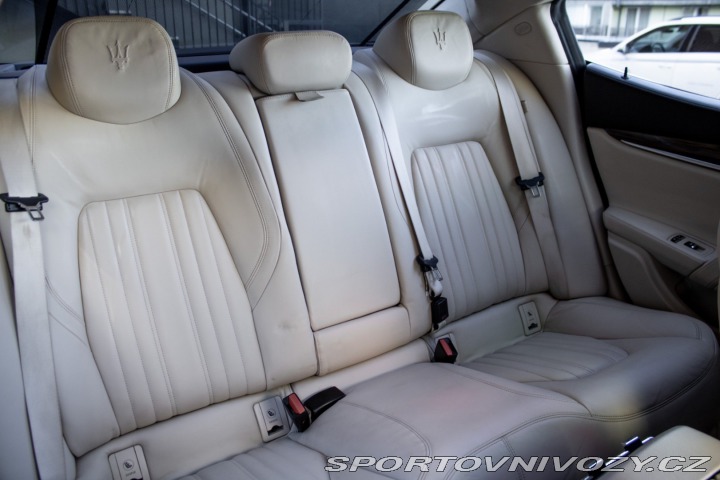 Maserati Ghibli S Q4 / AJ NA SPLÁTKY / P 2015