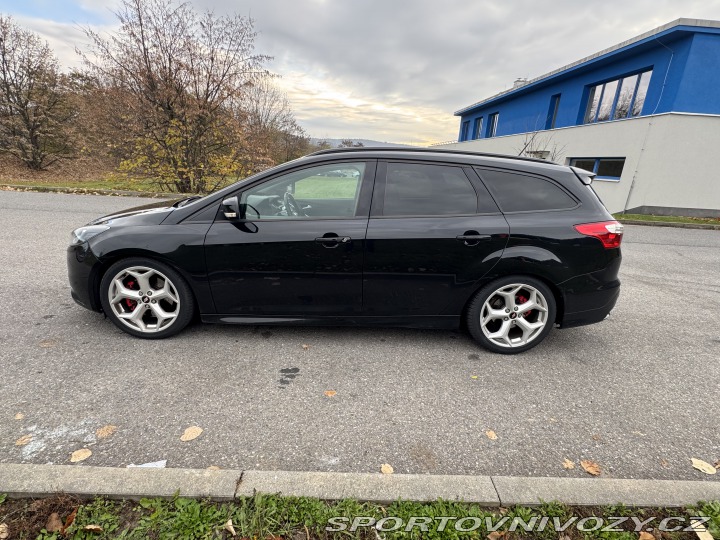 Ford Focus ST  2012