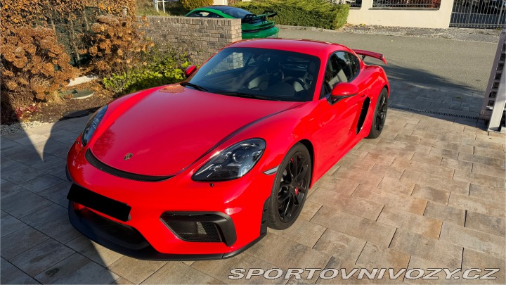 Porsche Cayman GT4 2023