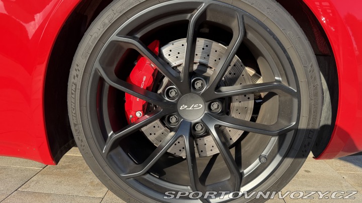 Porsche Cayman GT4 2023