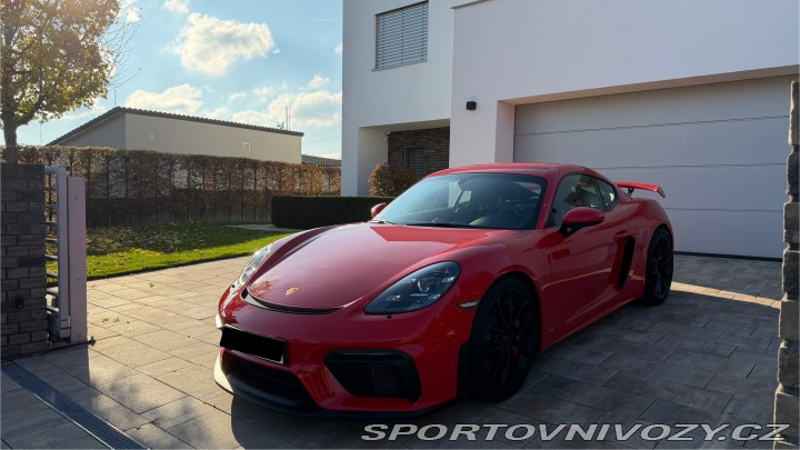 Porsche Cayman GT4 2023
