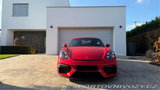 Porsche Cayman GT4 2023