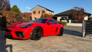 Porsche Cayman GT4 2023