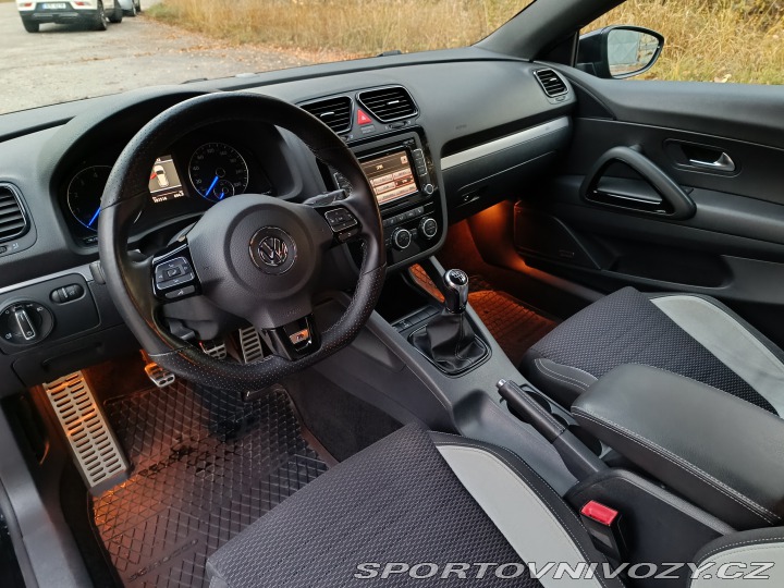 Volkswagen Scirocco R 265PS 2012