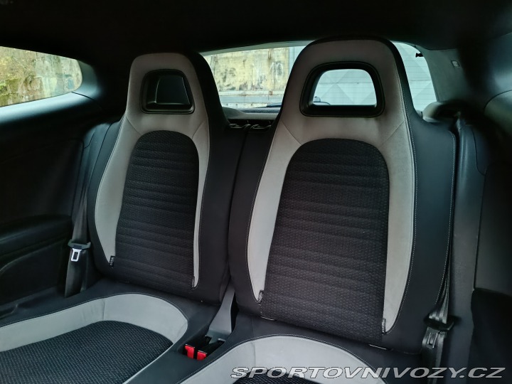 Volkswagen Scirocco R 265PS 2012