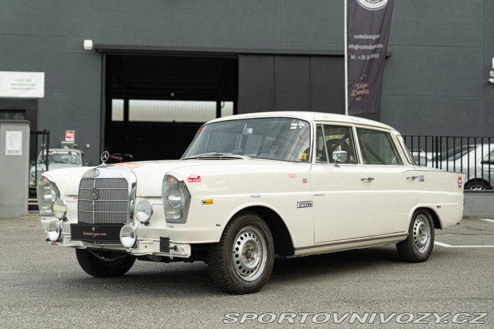 Mercedes-Benz S 220 S RALLY 1967