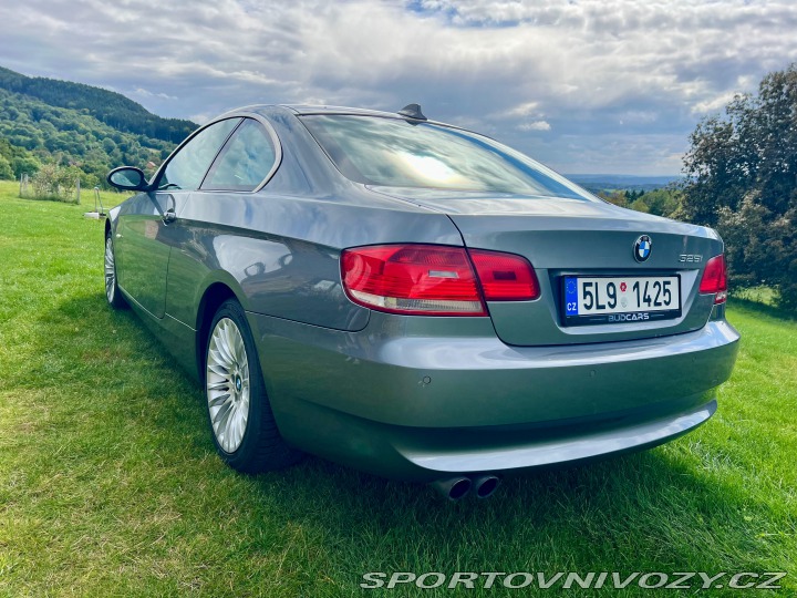 BMW 3 325 i 2007