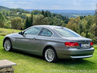 BMW 3 325 i 2007
