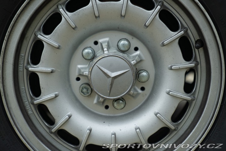 Mercedes-Benz SLC 500 1984