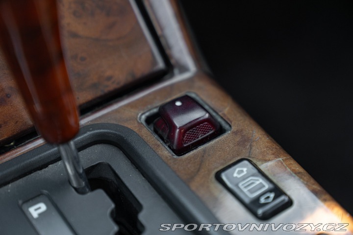 Mercedes-Benz SL 300 SL 1990