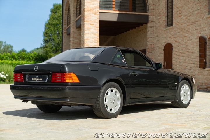 Mercedes-Benz SL 300 SL 1990