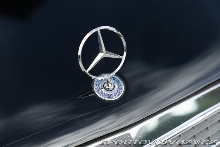 Mercedes-Benz C CE 200 Coupé 1990