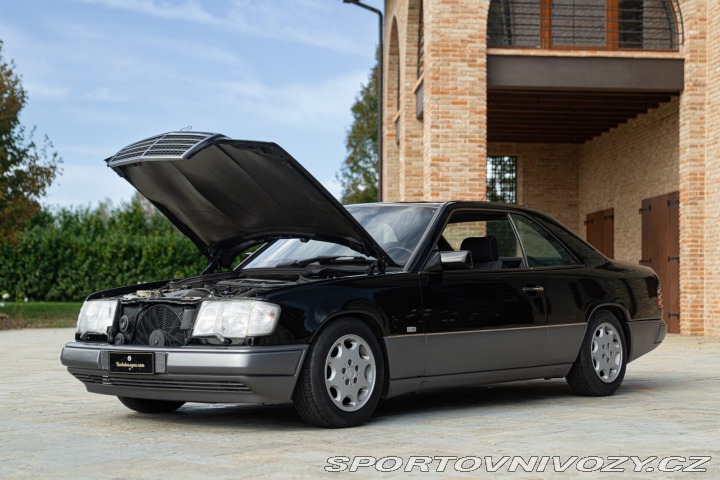 Mercedes-Benz C CE 200 Coupé 1990