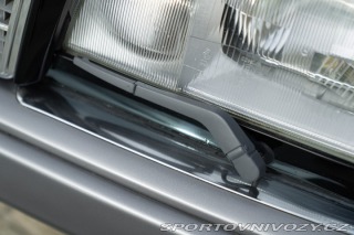 Mercedes-Benz C CE 200 Coupé 1990