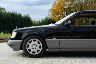 Mercedes-Benz C CE 200 Coupé 1990