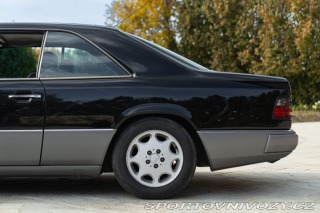 Mercedes-Benz C CE 200 Coupé 1990