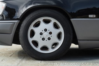 Mercedes-Benz C CE 200 Coupé 1990