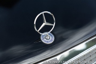 Mercedes-Benz C CE 200 Coupé 1990