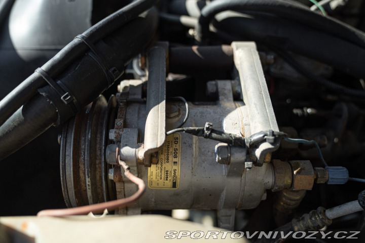 Ostatní značky Ostatní modely Land Rover RANGER ROVER CLASSIC TD 1992