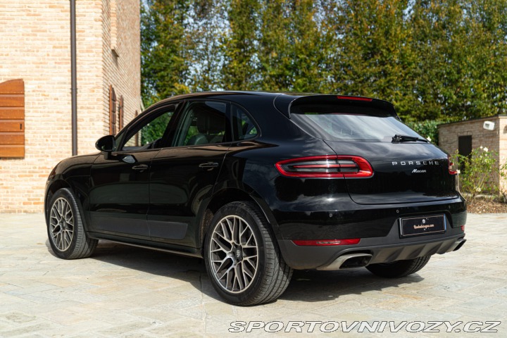 Porsche Macan 2016