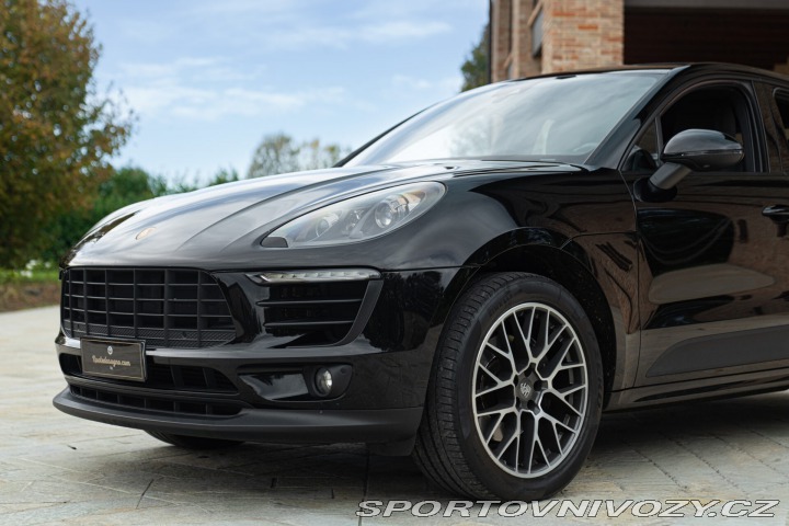 Porsche Macan 2016