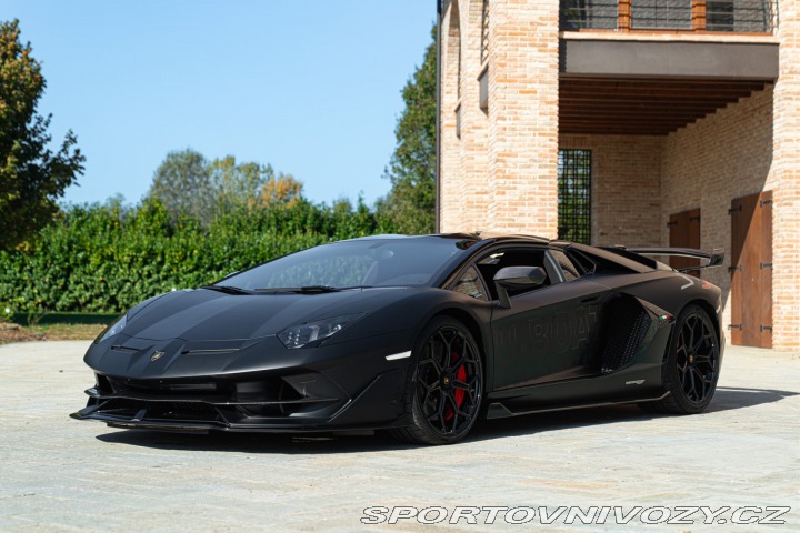 Lamborghini Aventador SVJ ROADSTER 2021