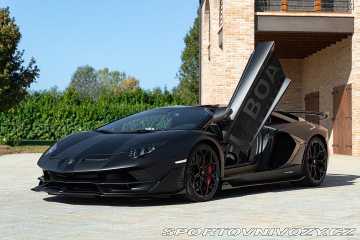 Lamborghini Aventador SVJ ROADSTER 2021