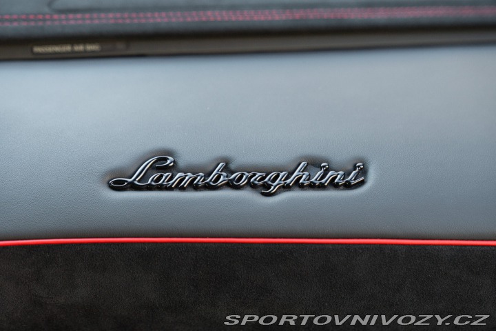 Lamborghini Aventador SVJ ROADSTER 2021