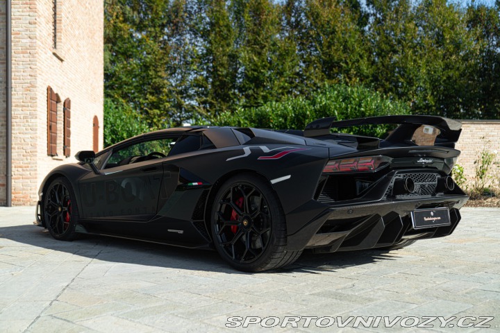 Lamborghini Aventador SVJ ROADSTER 2021