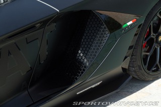 Lamborghini Aventador SVJ ROADSTER 2021