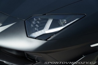 Lamborghini Aventador SVJ ROADSTER 2021